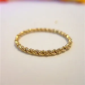 SMALL TWIST STACKER Smart Present Minimal Design